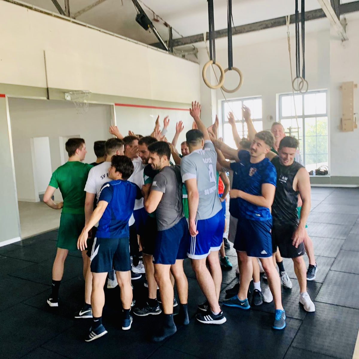 Herrenmannschaft des Lohausener SVs!